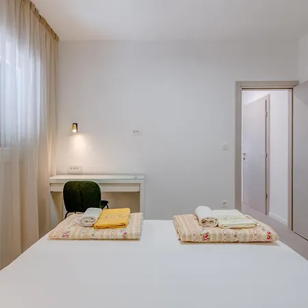 7 Olives Luxury * Rogoznica (Sibenik-Knin)
